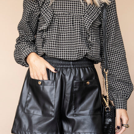 Fall Faux Leather Black - Short