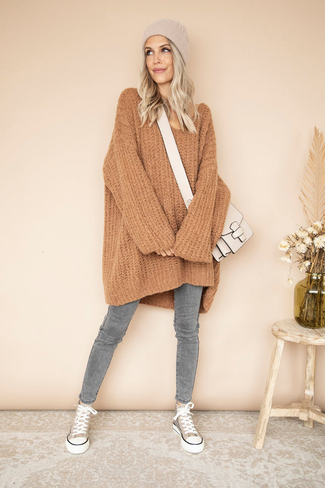 Extra Long, Extra Cozy Camel - Trui