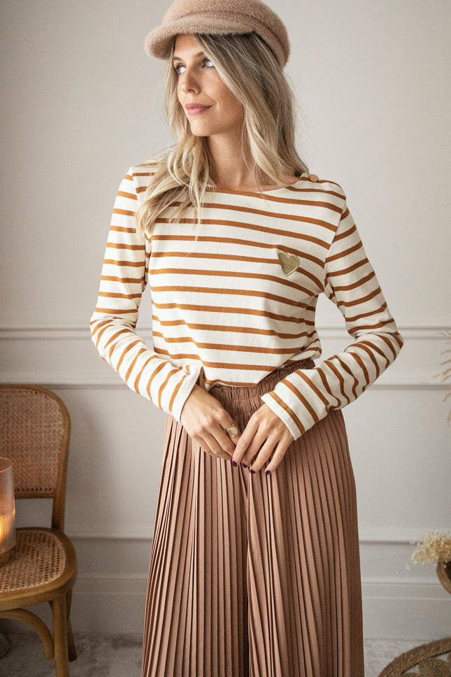 Beating Heart Stripes & Buttons Camel - Longsleeve