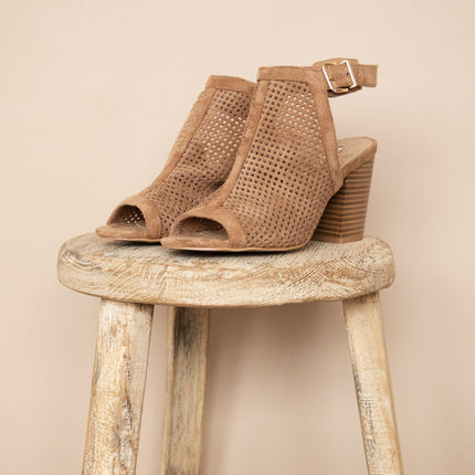 Destiny Camel - Heels