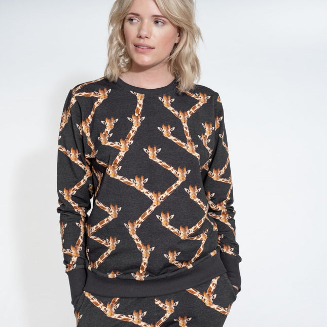 SNURK Giraffe Black Sweater Women