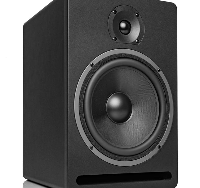 Black HiFi speaker