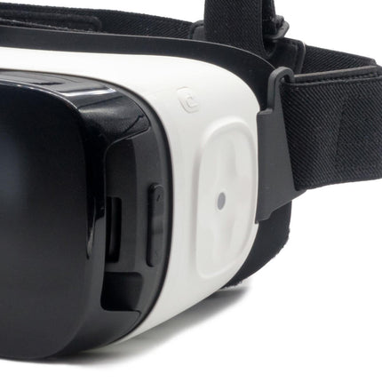 VR Glasses white